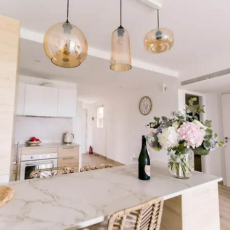 Beachfront Sea View, 75m Size And Parking Castell-Platja d'Aro