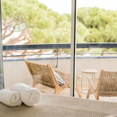 Beachfront Sea View, 75m Size And Parking Apartamento *