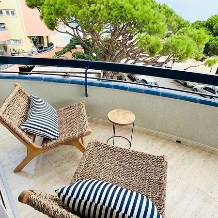 Beachfront Sea View, 75m Size And Parking Apartamento *
