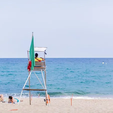Beachfront Sea View, 75m Size And Parking * Platja d'Aro (Playa de Aro)