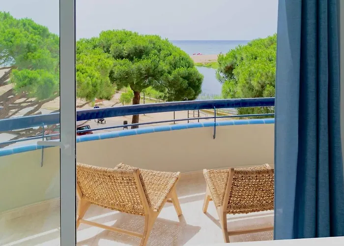 Beachfront Sea View, 75m Size And Parking Castell-Platja d'Aro