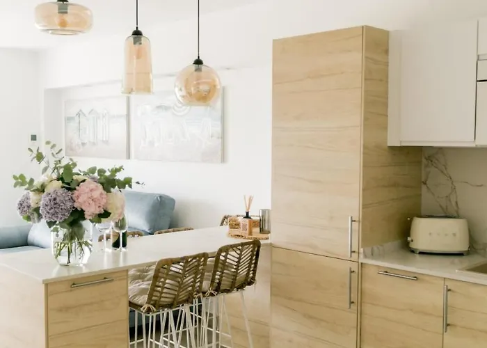 Beachfront Sea View, 75m Size And Parking * Castell-Platja d'Aro