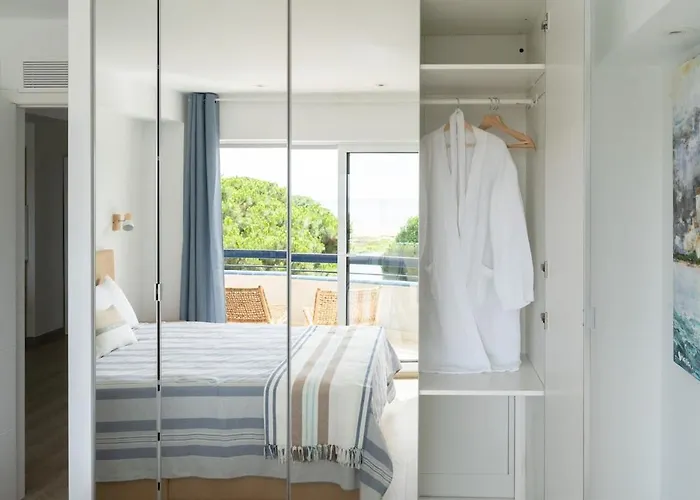 Beachfront Sea View, 75m Size And Parking Appartement *