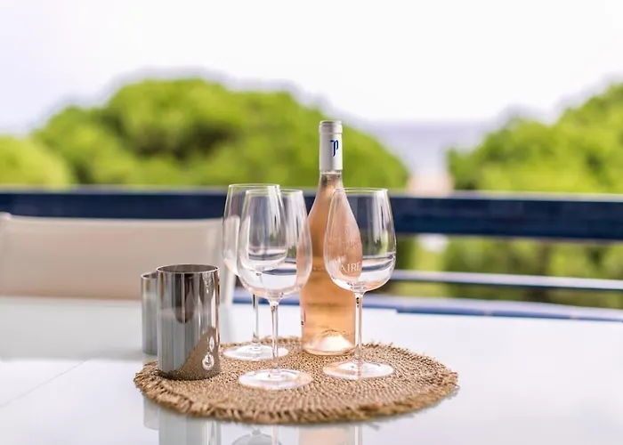 Beachfront Sea View, 75m Size And Parking Castell-Platja d'Aro