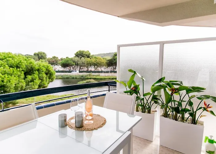 Beachfront Sea View, 75m Size And Parking * Castell-Platja d'Aro