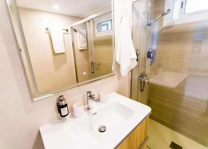 Beachfront Sea View, 75m Size And Parking *